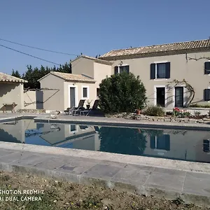 le-mas-des-calus.fr-provencehotel.com/
